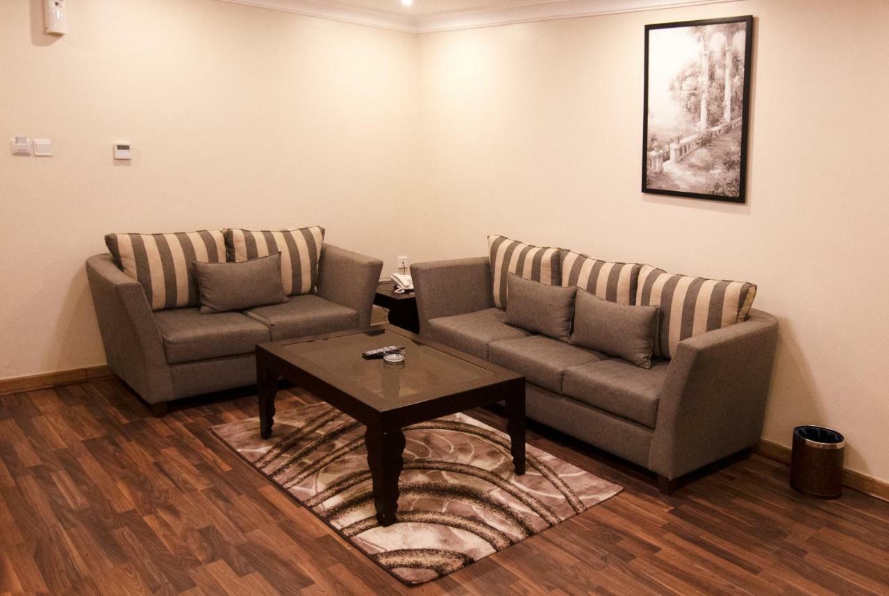 Shally Residence 3 อัลโคห์บาร์ ภายนอก รูปภาพ