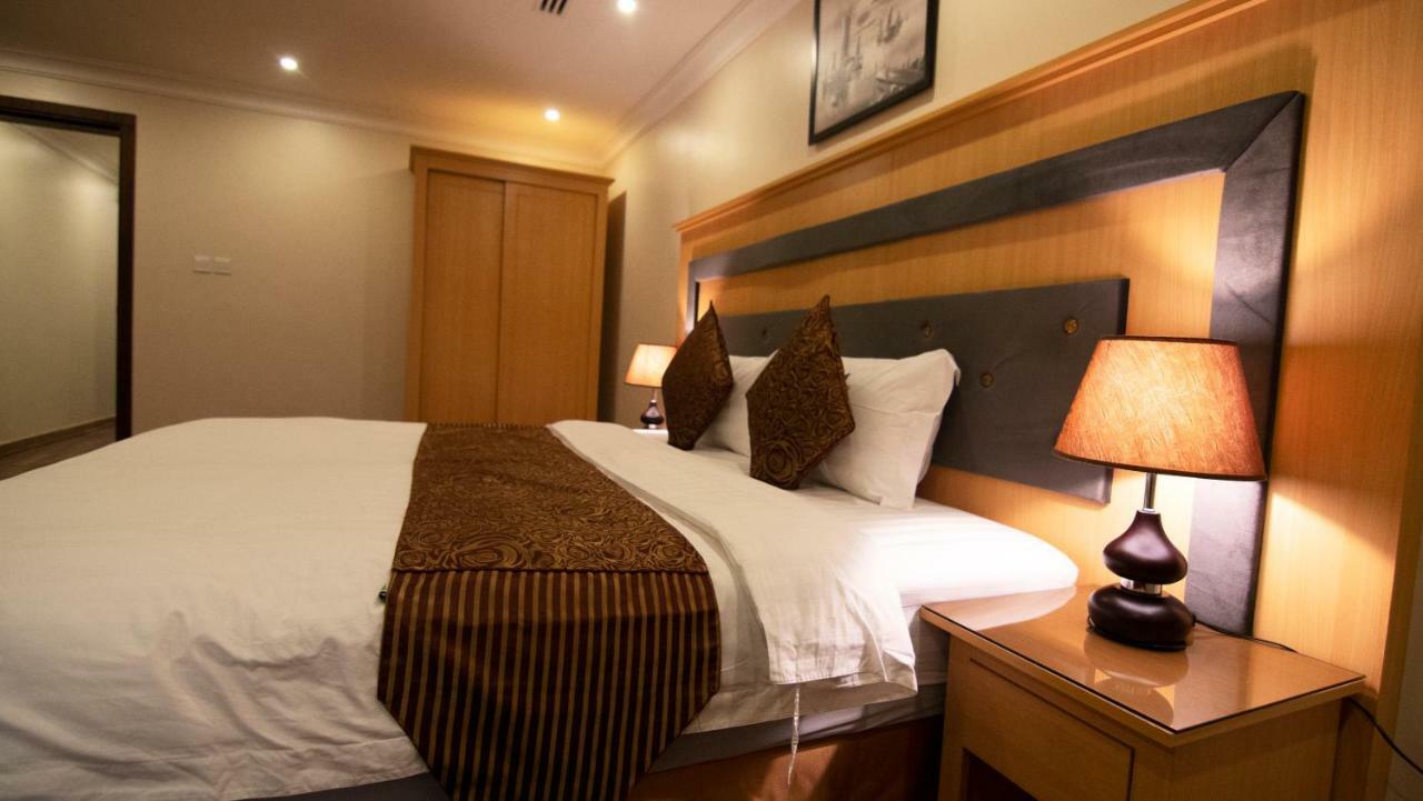 Shally Residence 3 อัลโคห์บาร์ ภายนอก รูปภาพ